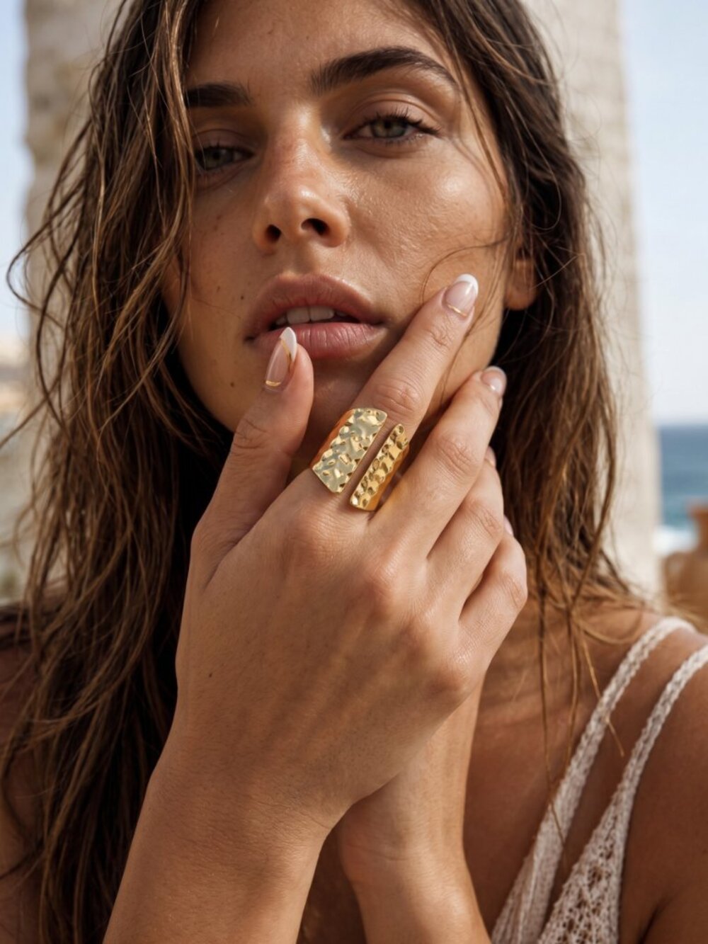 Hammered Gold Open Ring Bold Statement Adjustable Mob Wife Maximalist Size 7